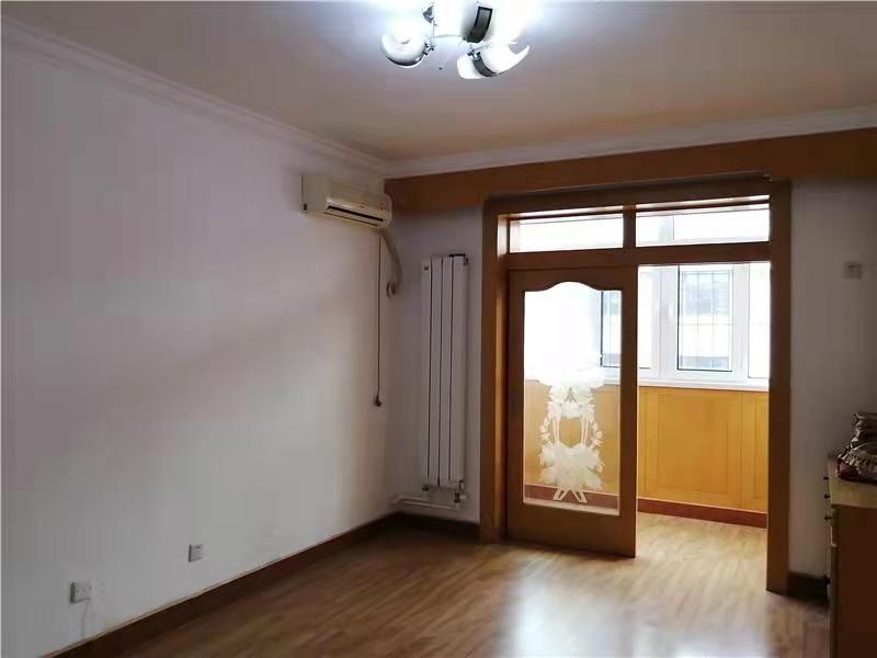 5室2厅3卫祥荣里