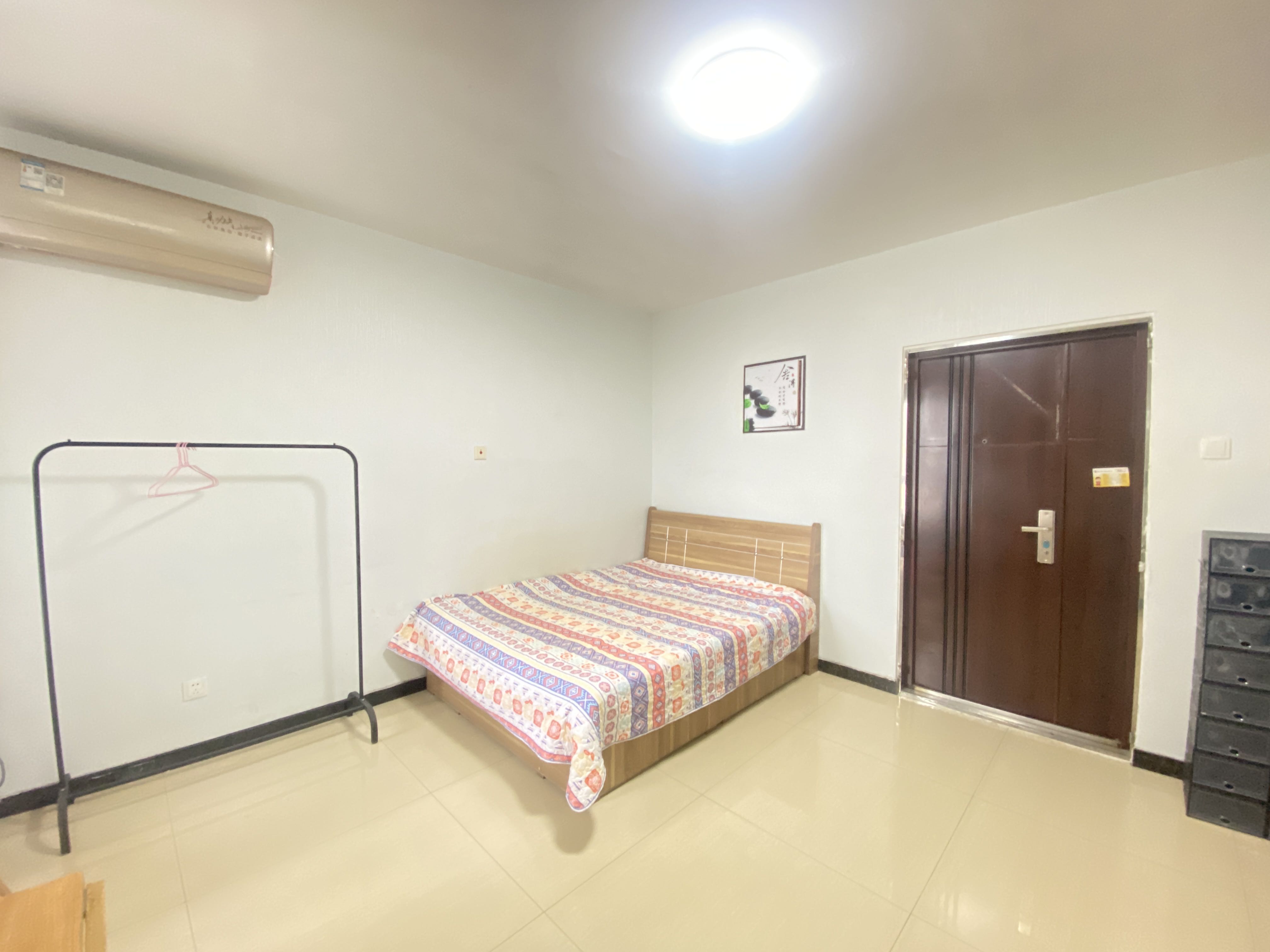 1室1厅1卫建工里新华联家园