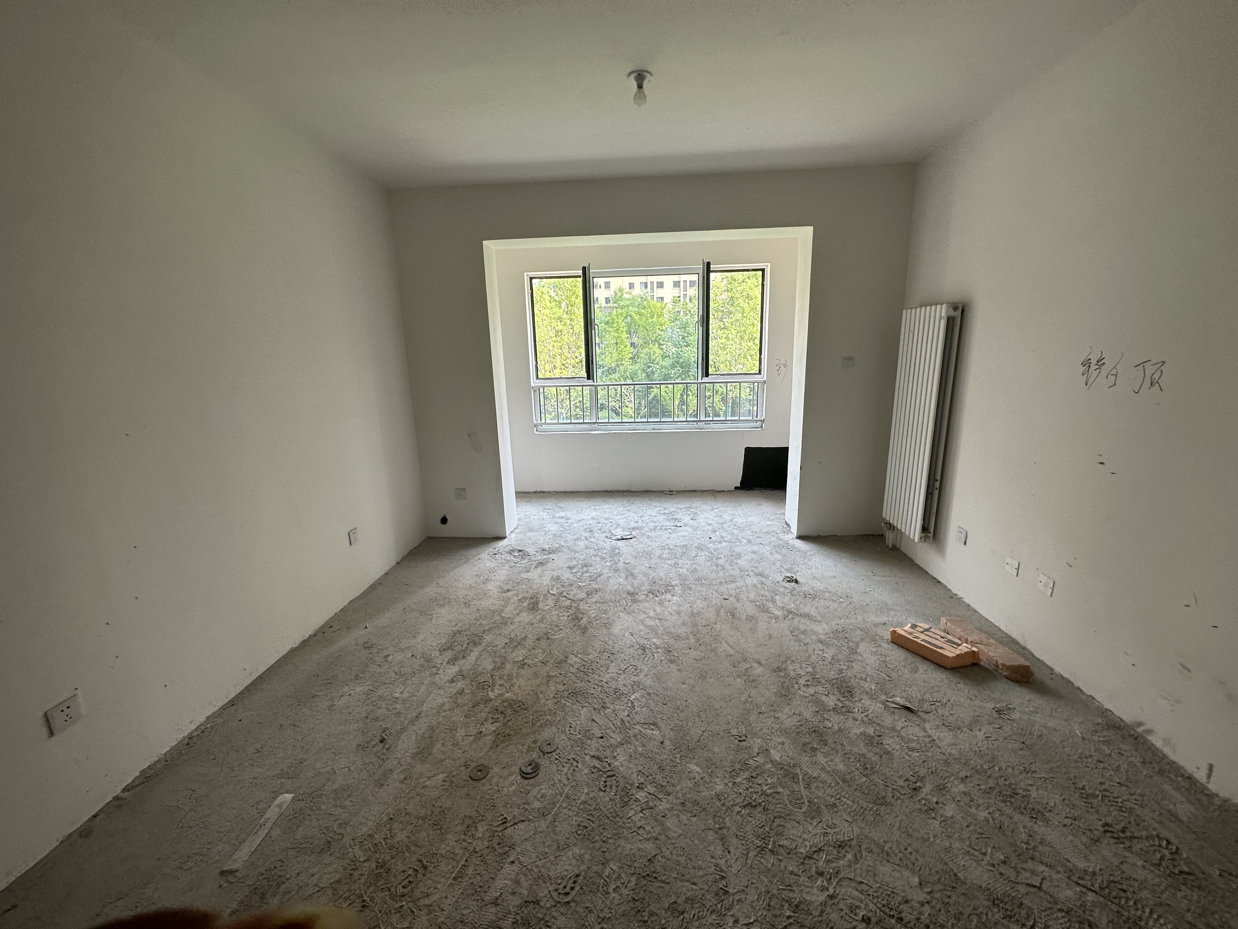 4室2厅2卫中建府