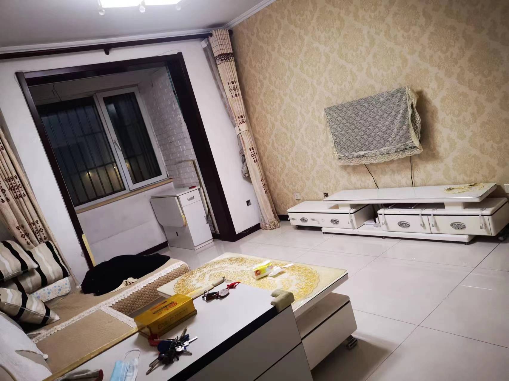 2室2厅1卫东港龙城