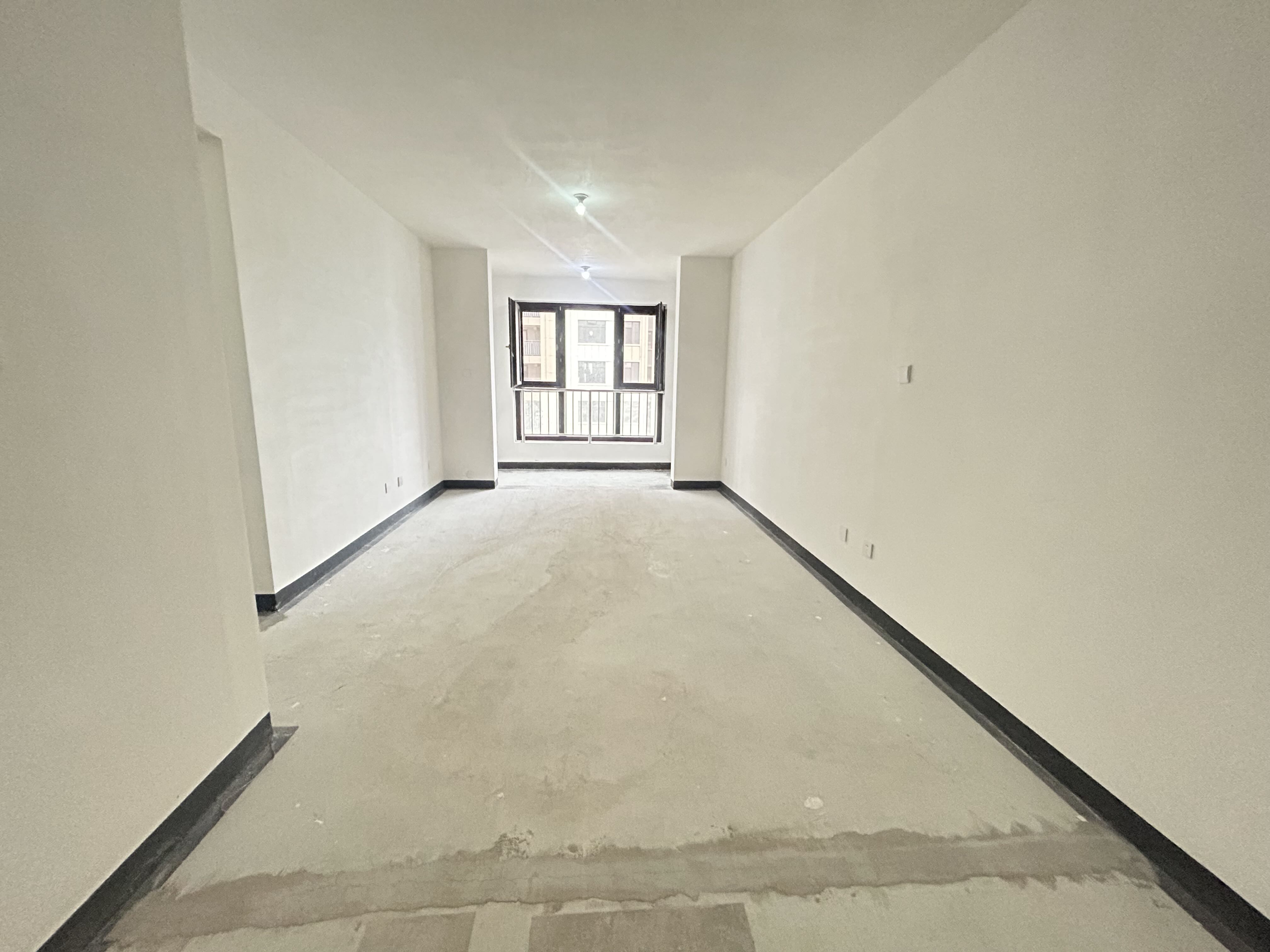 3室2厅1卫国茂府