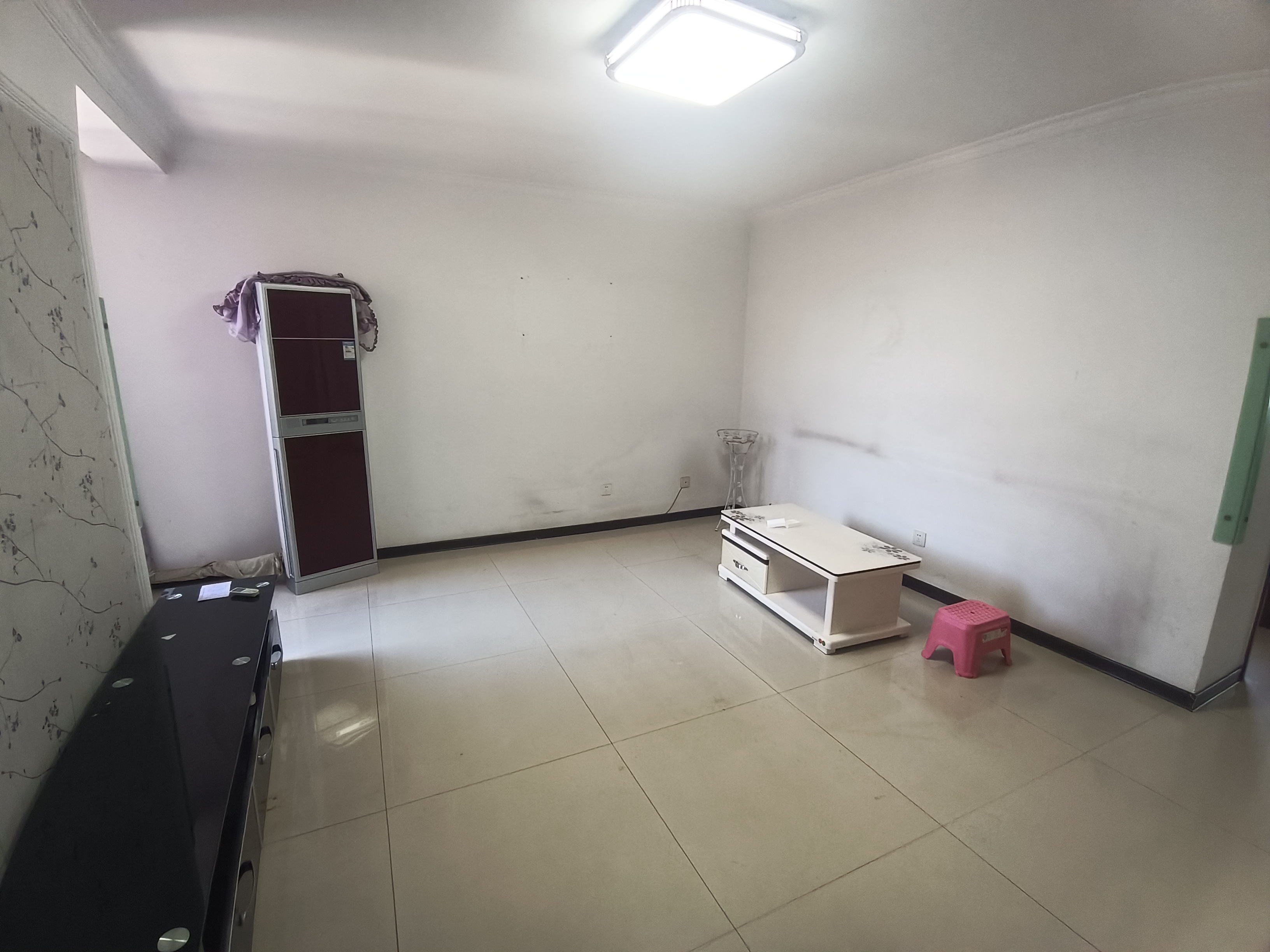 2室2厅1卫东新苑