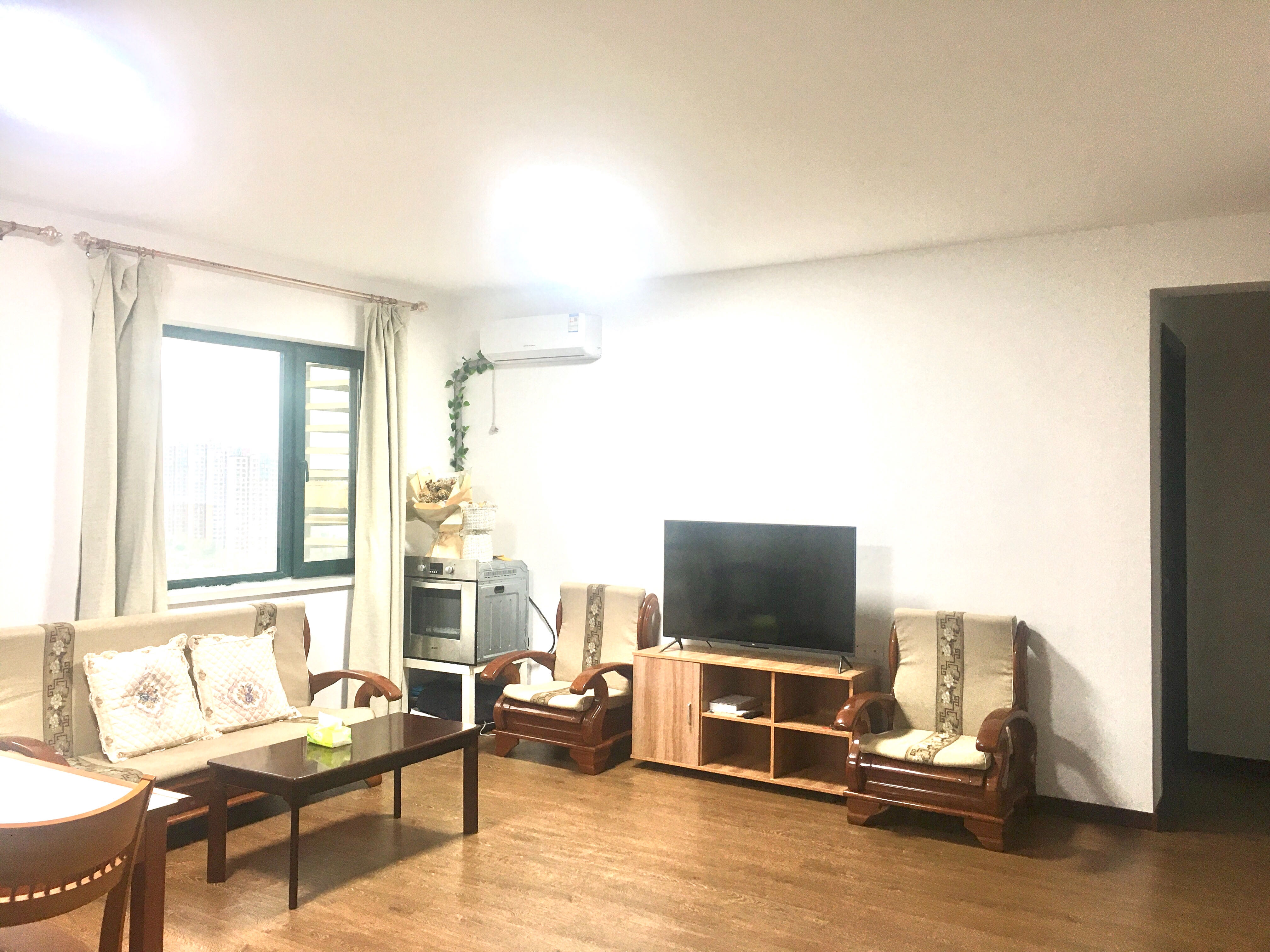3室2厅2卫河西里恒大华府