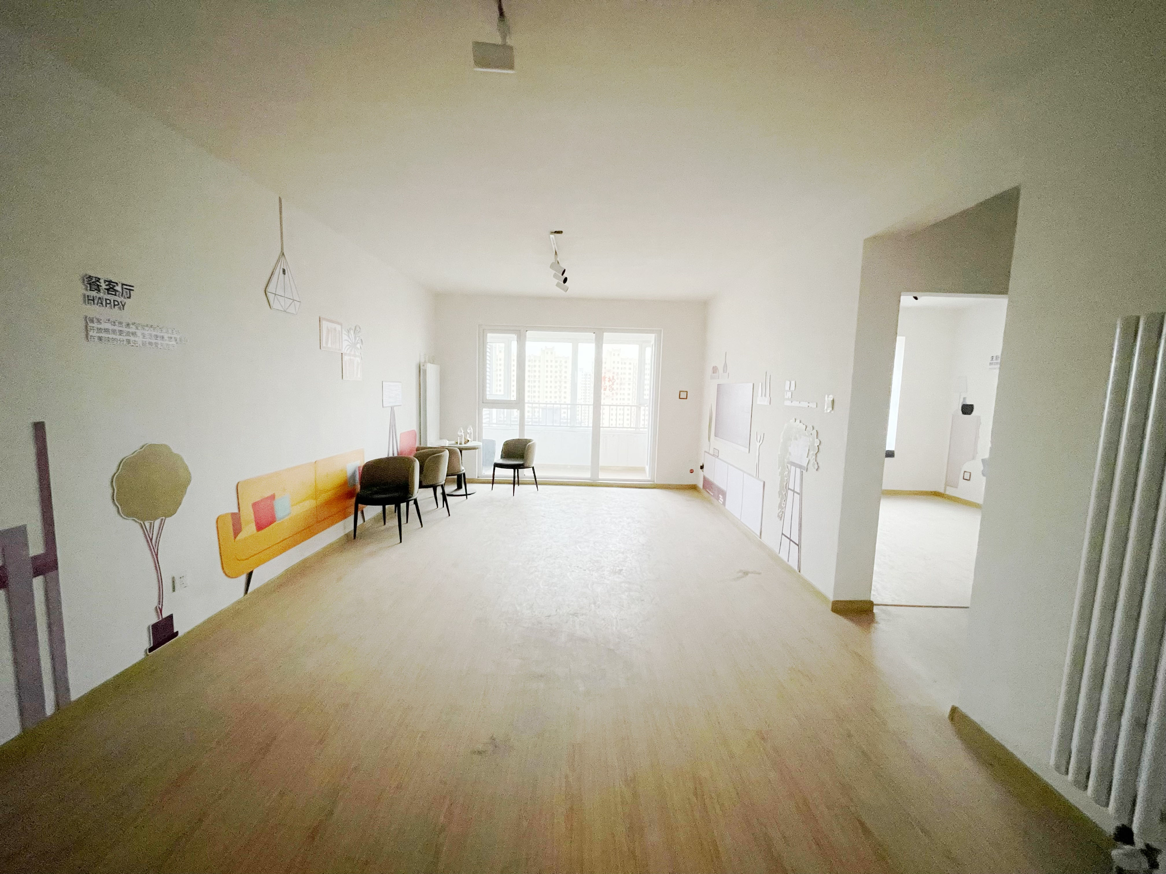 3室2厅1卫中建府