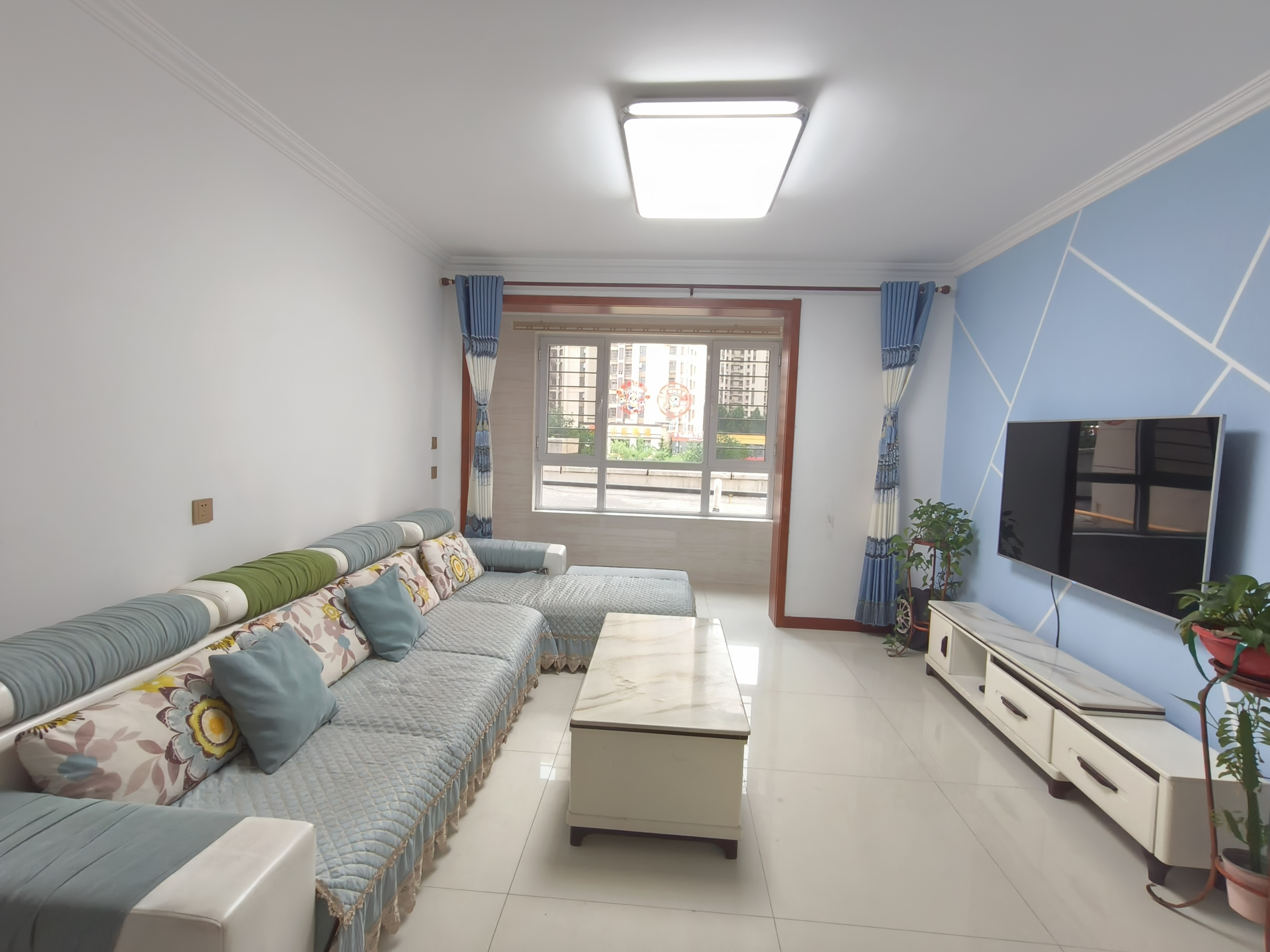 3室2厅1卫浭阳华府