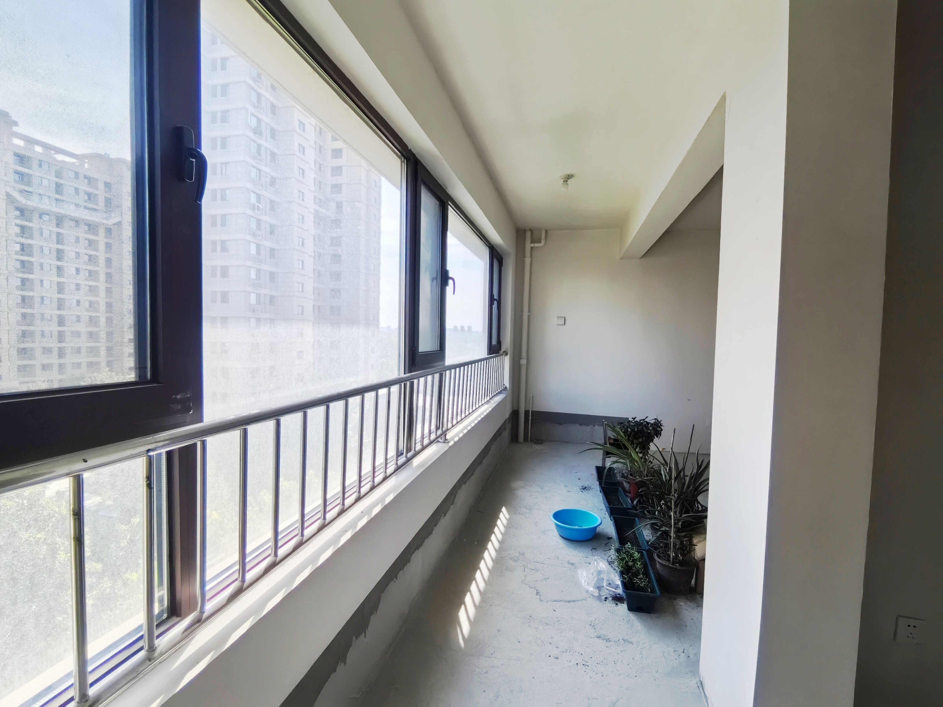 花海国际 128万 3室1厅2卫 131.0平米,开平区二手房,千家找房网