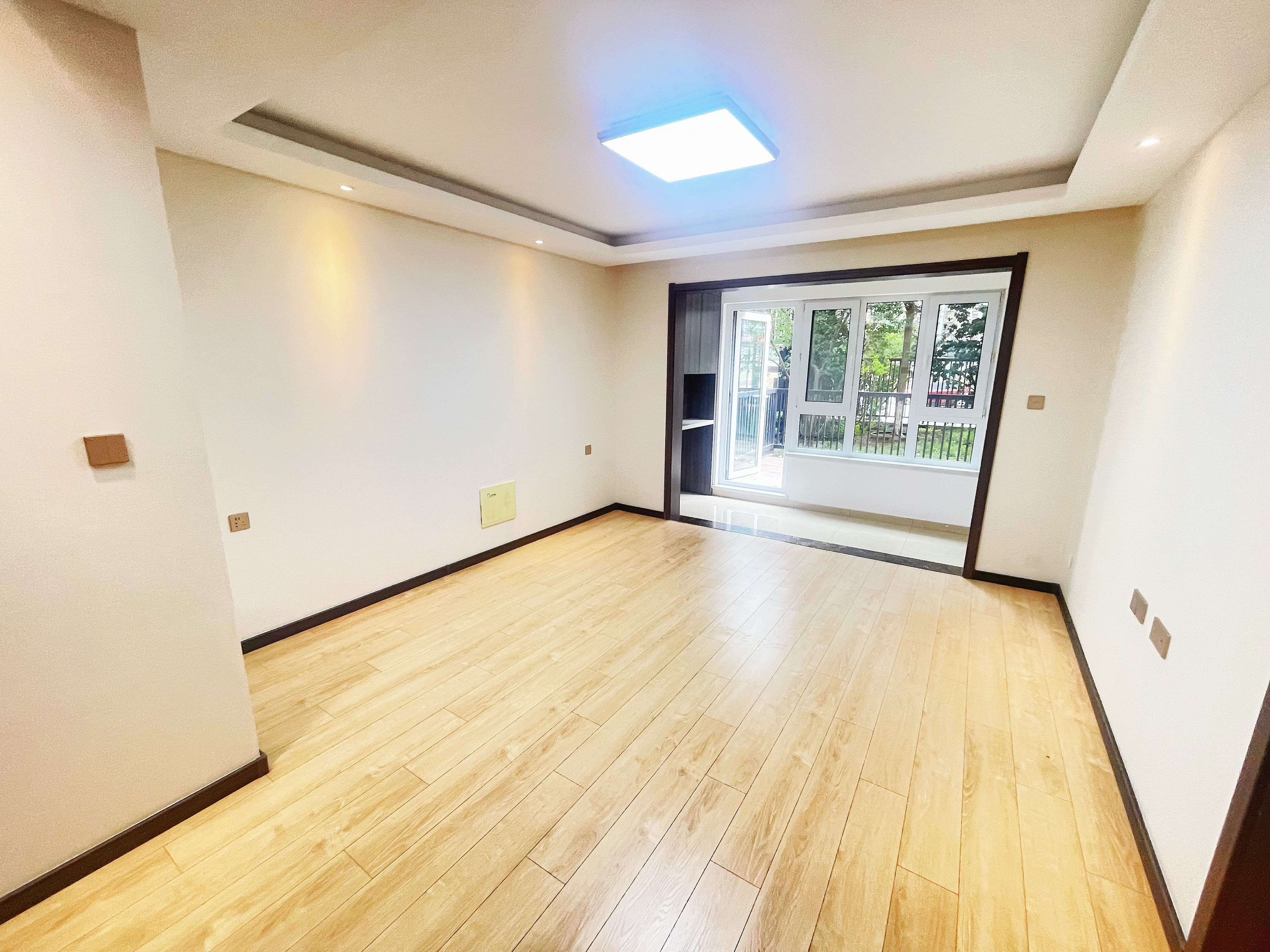3室2厅1卫万科公园大道（常泰西里安泰园）