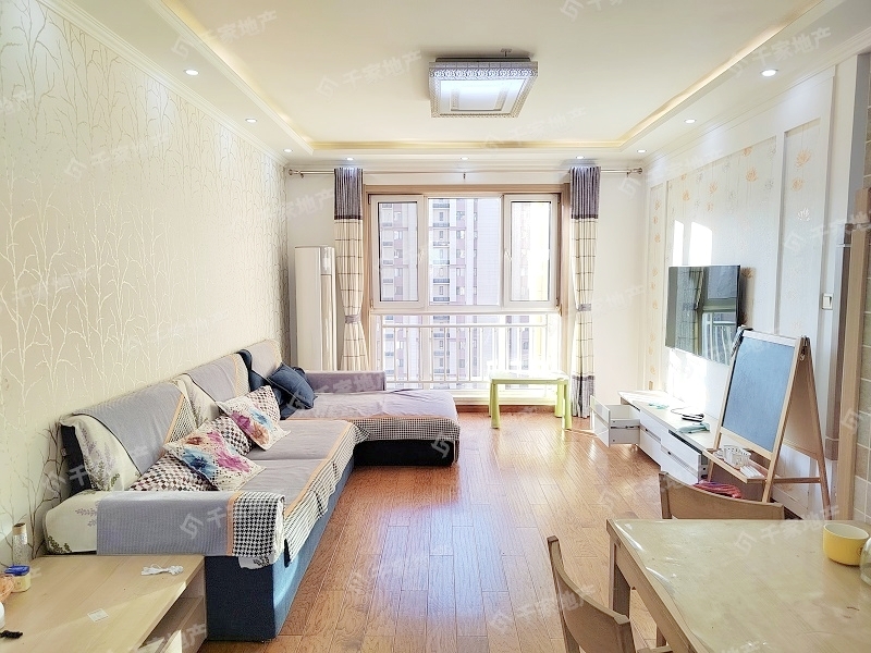 3室2厅2卫朝凤里首郡家园（水电首郡）二期