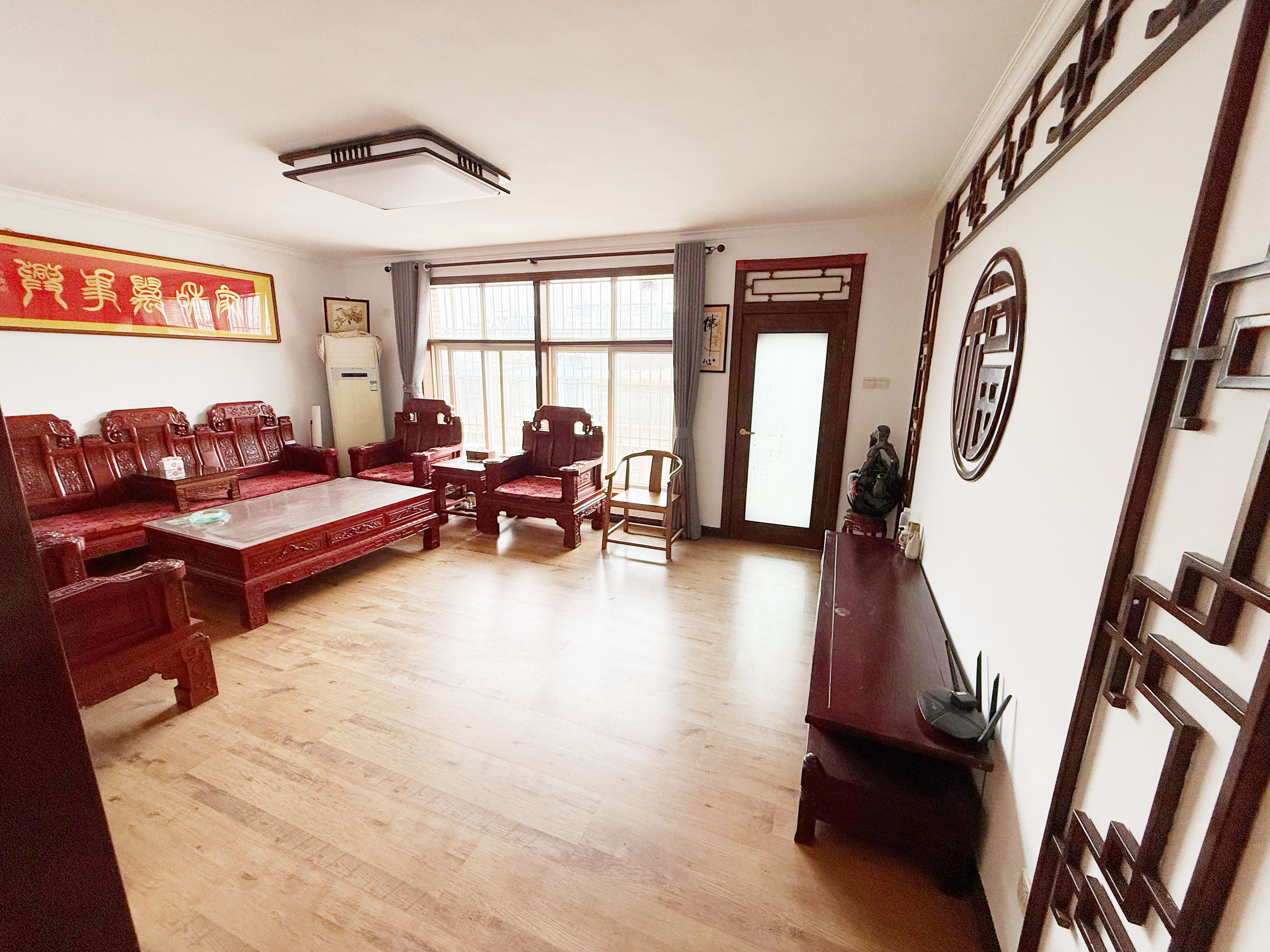 4室2厅3卫银安花园