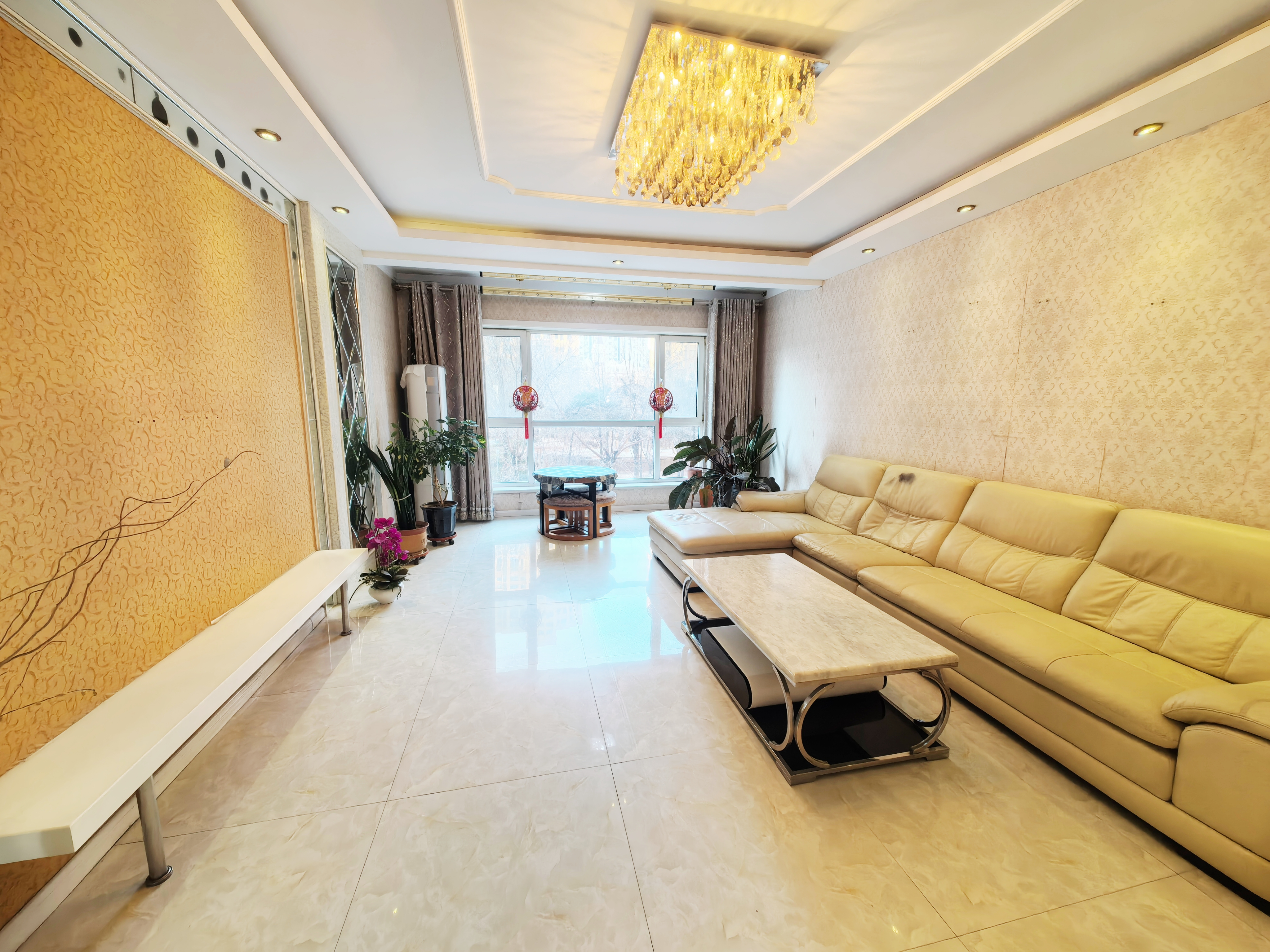 3室2厅2卫卫国里阳光家园（和泓阳光）