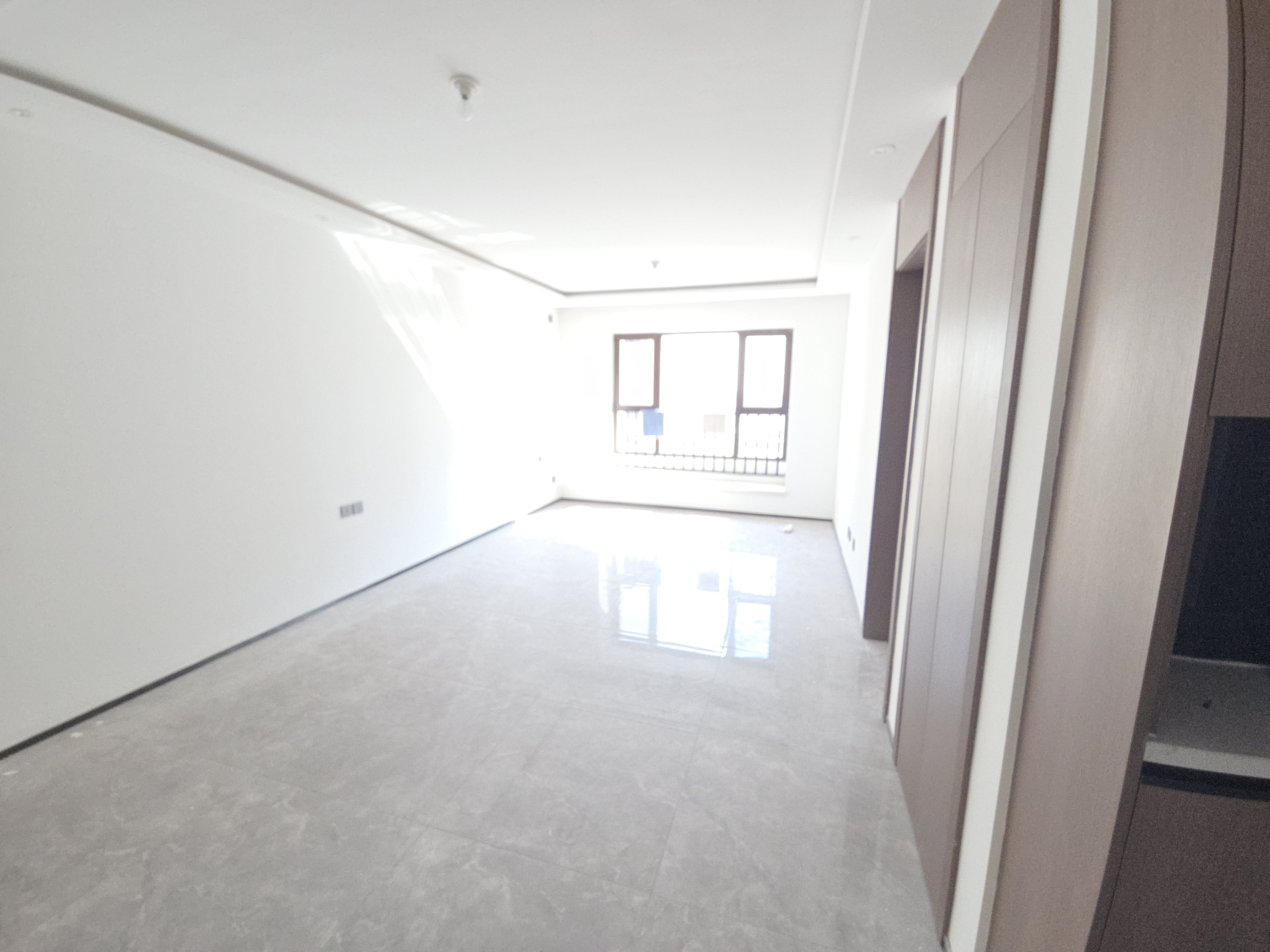 3室2厅2卫水山樾城