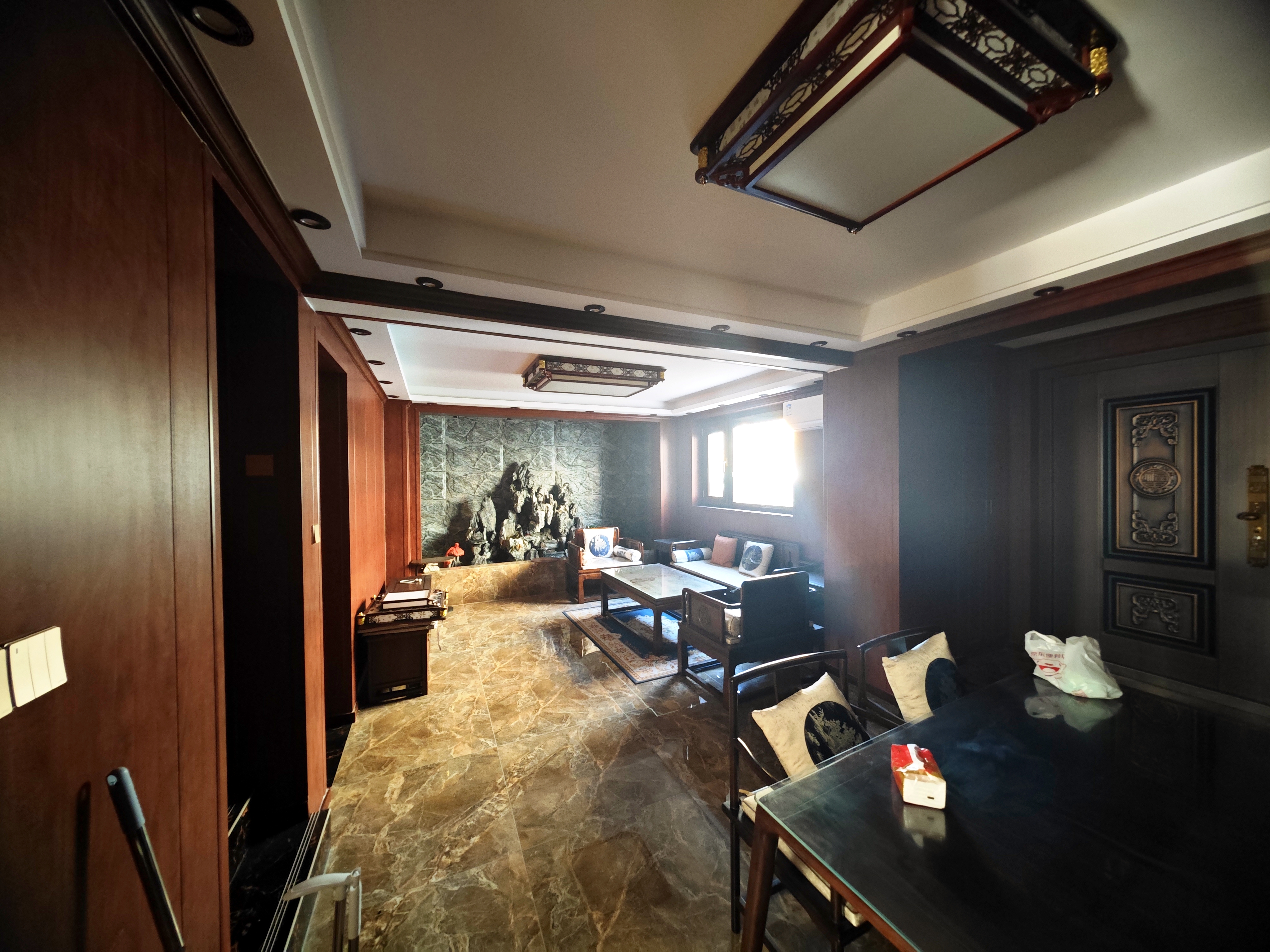 4室2厅1卫坤源里天元花园二期